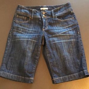 CABI BERMUDA SHORTS